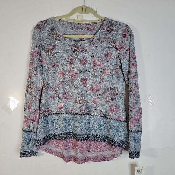 Style & Co NWT Womens/Tens floral T-shirt Size XS - Picture 1 of 9